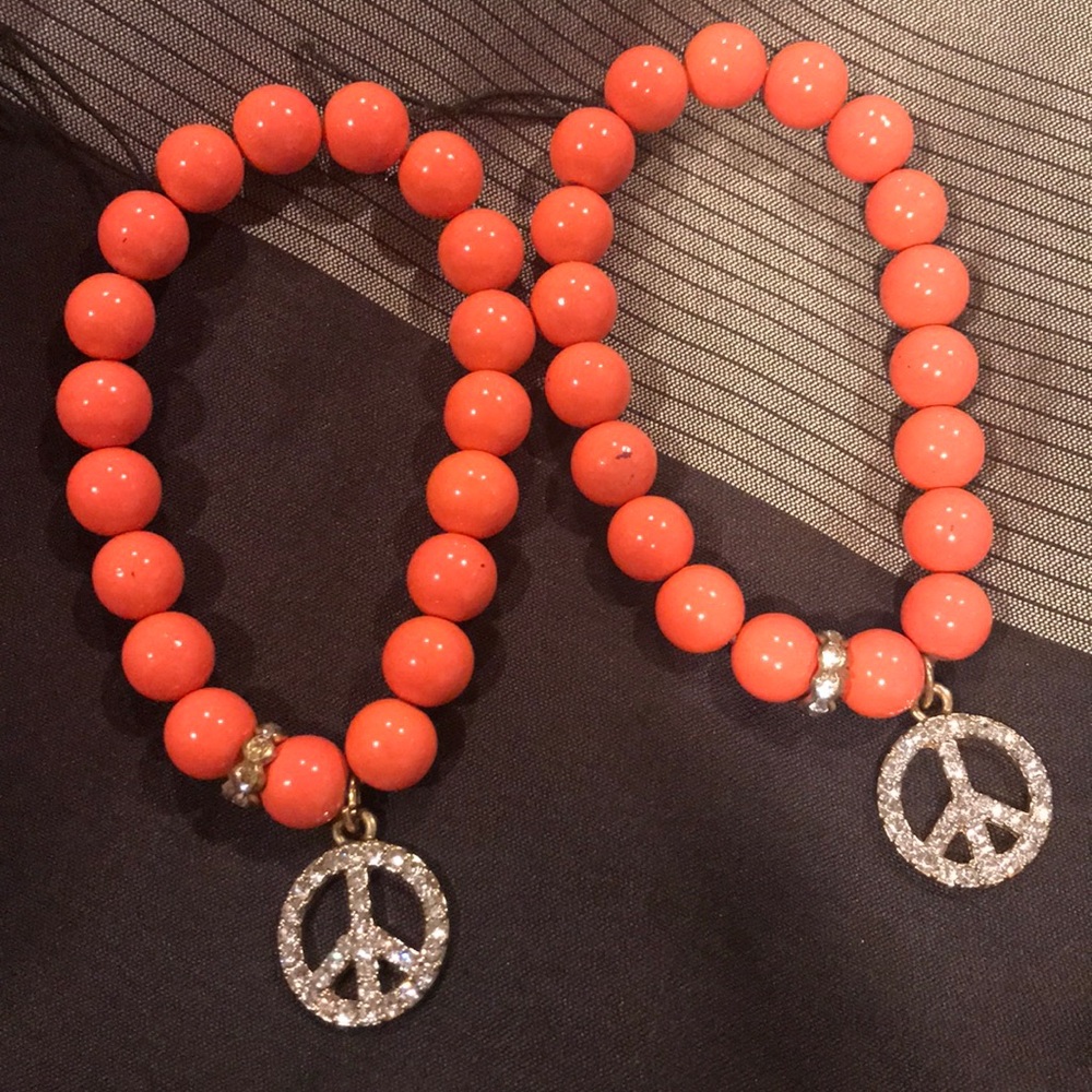 🎉🎉Express coral colored bracelets